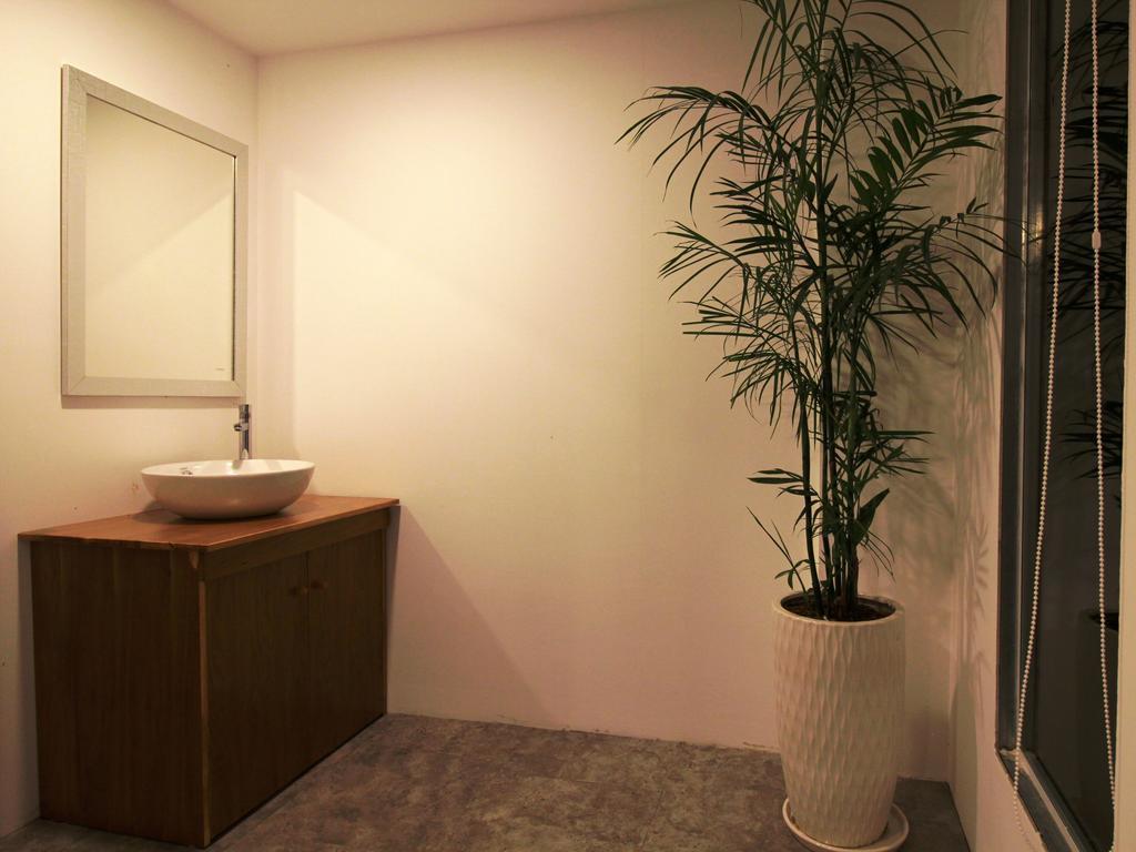 Emis Hotel Phu Quoc Buitenkant foto