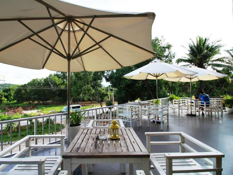 Emis Hotel Phu Quoc Buitenkant foto