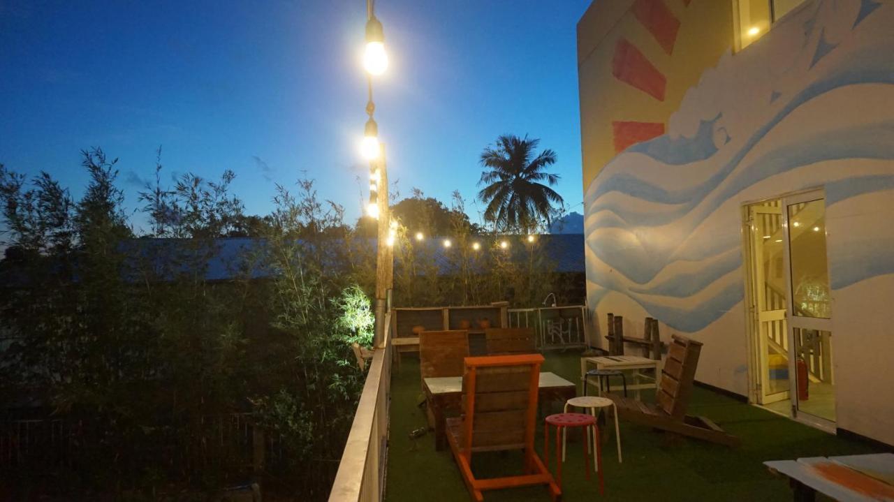 Emis Hotel Phu Quoc Buitenkant foto